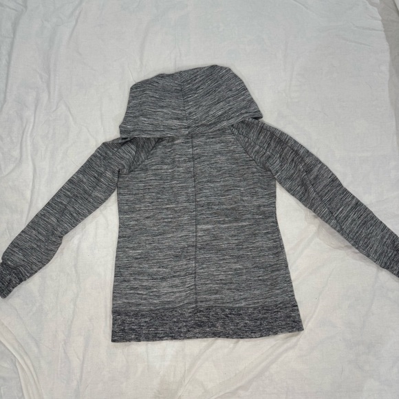 L.L. Bean Cozy Cowl Neck Pullover Sweatshirt Gray Marl | Medium - Picture 9 of 11